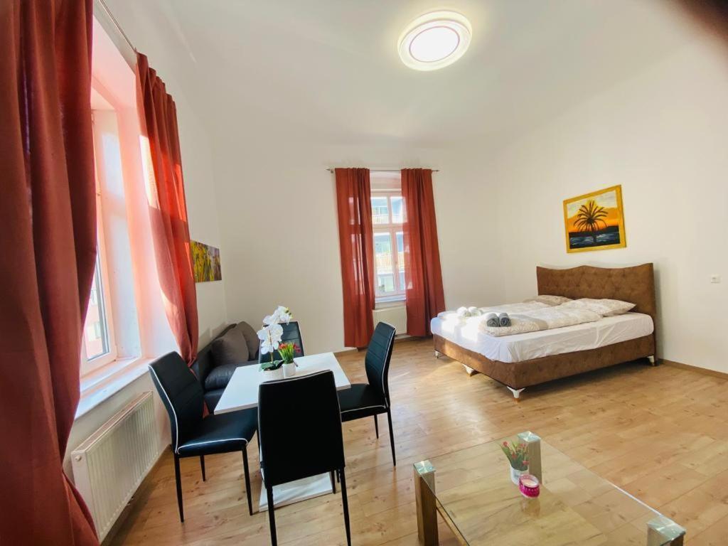 Quad-Room Near Prater Stern Wien Exterior foto