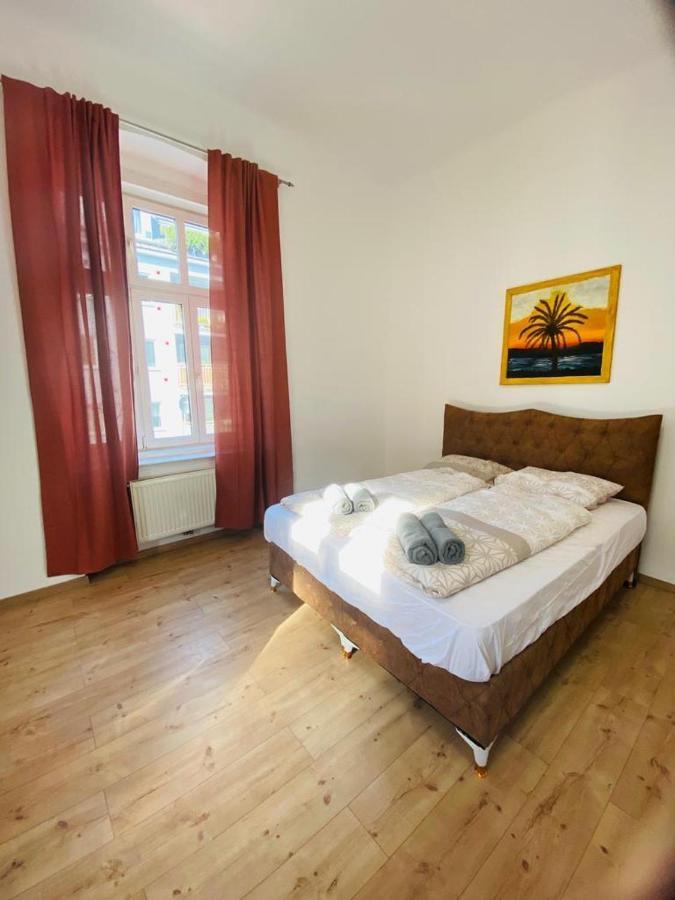 Quad-Room Near Prater Stern Wien Exterior foto