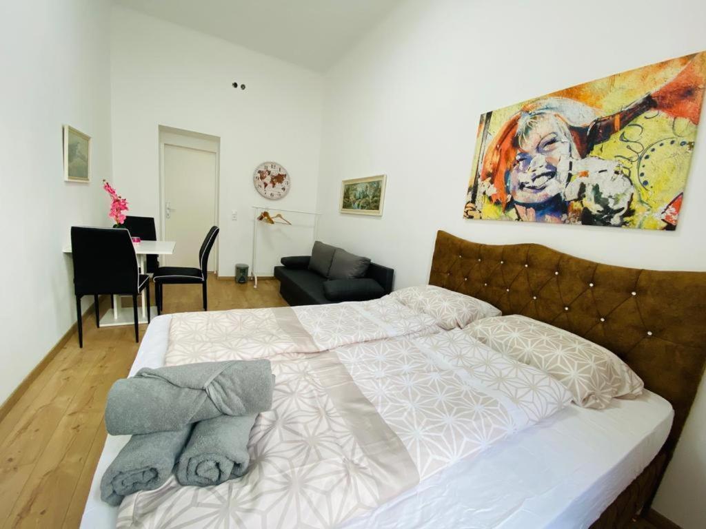 Quad-Room Near Prater Stern Wien Exterior foto