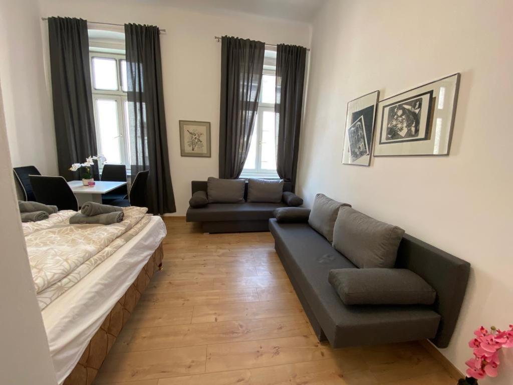 Quad-Room Near Prater Stern Wien Exterior foto