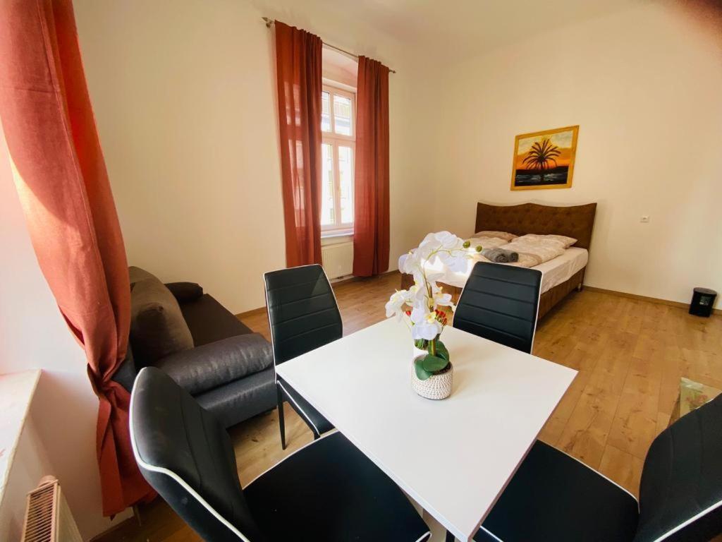 Quad-Room Near Prater Stern Wien Exterior foto